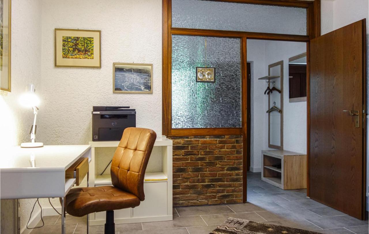 Beautiful Apartment In Dillenburg With Kitchen Εξωτερικό φωτογραφία
